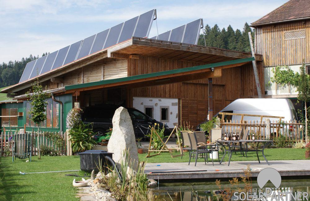 Gewerblich genutzte Solaranlage auf Pultdach mit höchster Leistung.